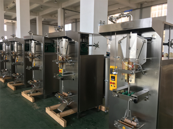 小型液体包装机 小型液体包装机